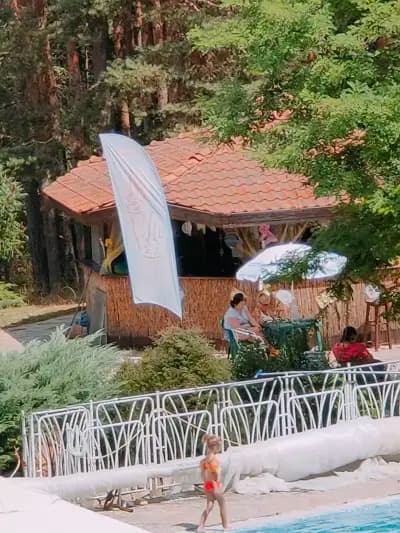 Хотел Зора