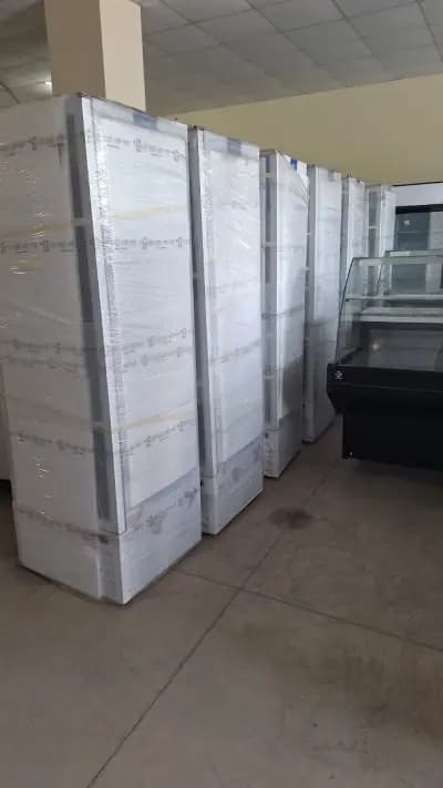 Професионално хладилно оборудване "DNFRIGO" Джи Ел ООД