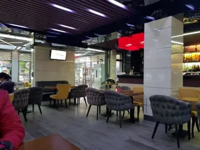 Central bar&dinner