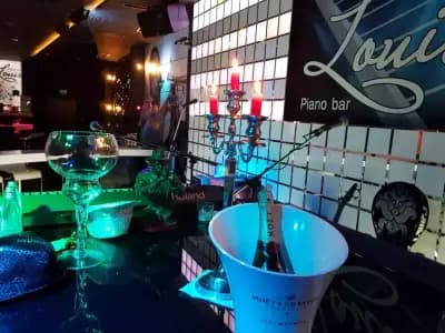 Grand Live Club (Piano Bar Louis)