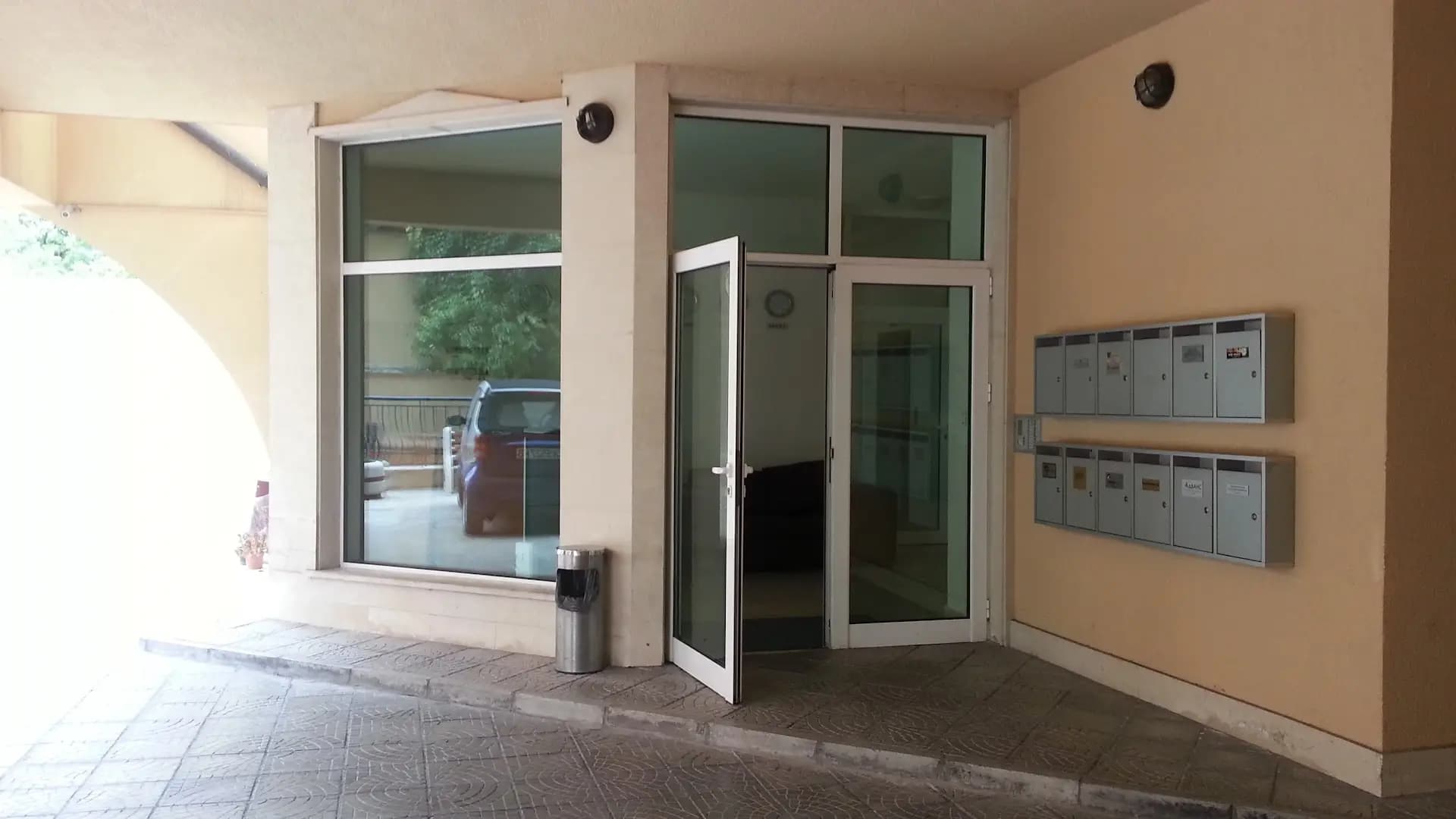 ЕО Дент Дентална клиника Арсеналски, EO Dent Dental Clinic Arsenalski