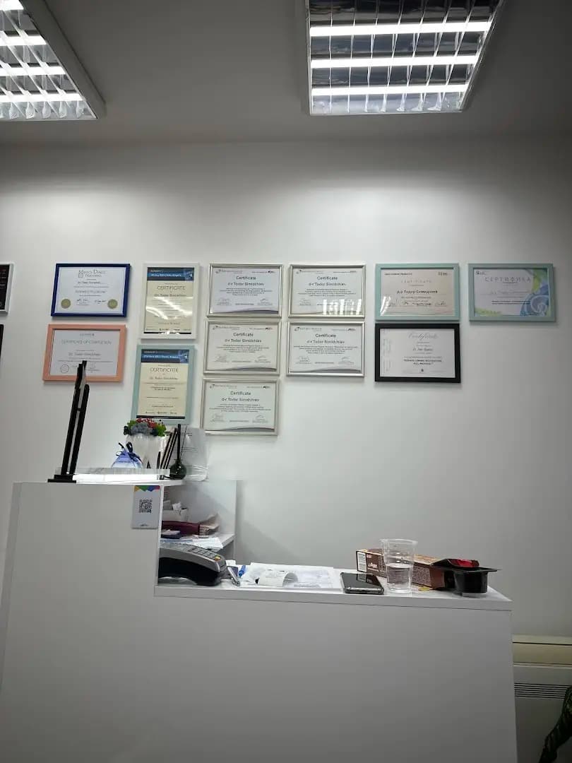 TD-DENT Dental Studio