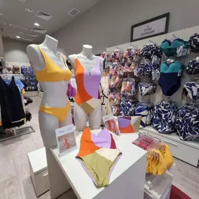 Триумф Ринг Мол original monobrand store