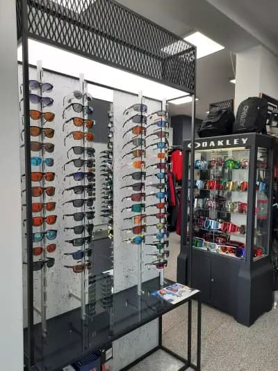 SNOW LIMIT shop and rent