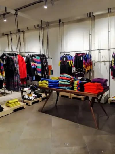 United Color of Benetton Paradise Center