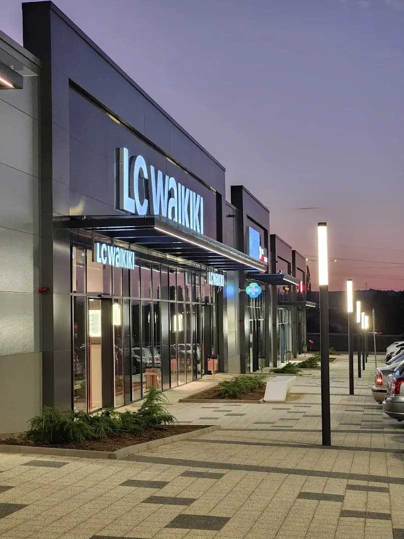 Lc Waikiki