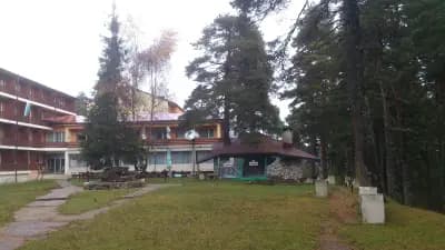 Съни Хаус Маджаре Къща за гости