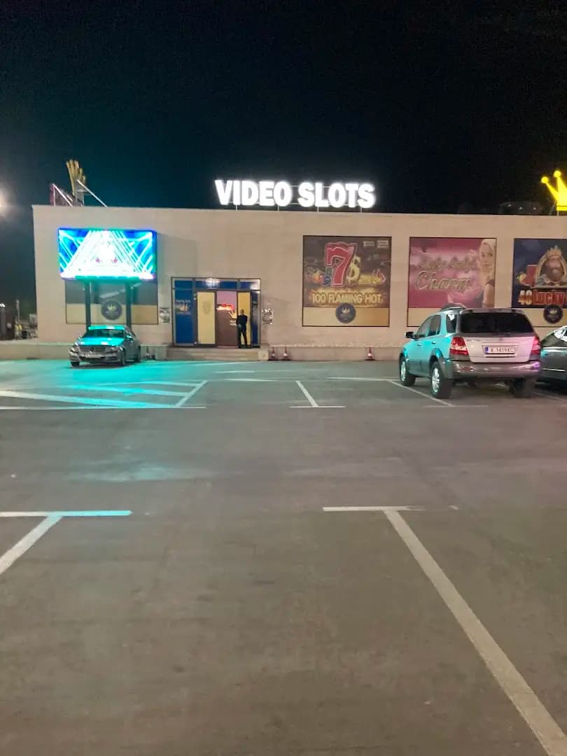 CASINO GAMES