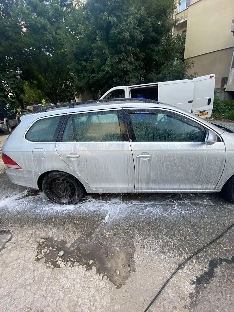 Street car wash-Plovdiv