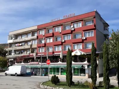 Хотел Тракия в Ивайловград