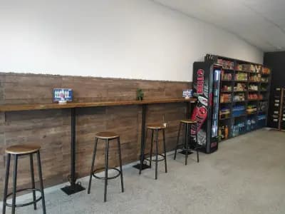POPULAR COFFEE SHOP
