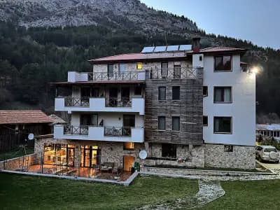 Trigrad Hotel