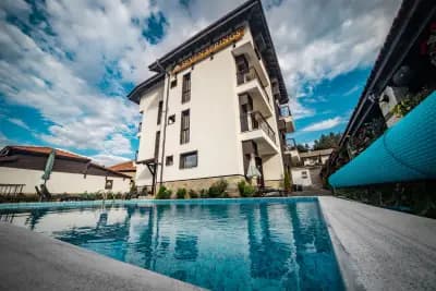 Seven Springs Hotel