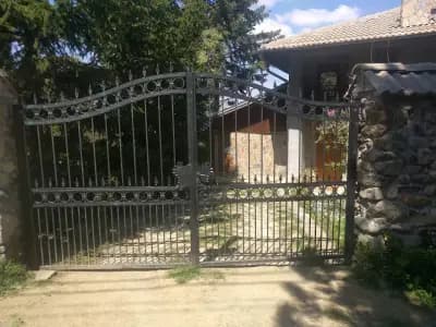 Вила Понтика