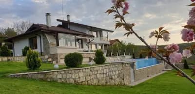 Luxurious Sunset Villa with Pool in Bozhichen