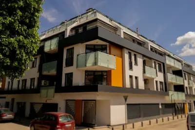 City Art Luxury Living Free Parking