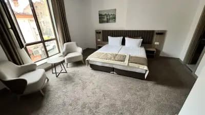 Evelin Deluxe House