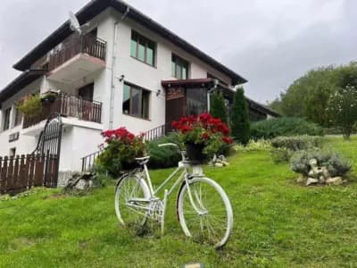 Guest House Aia