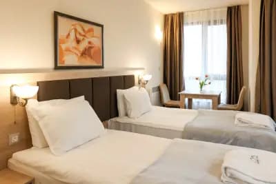 Green Wood Resort Apartments