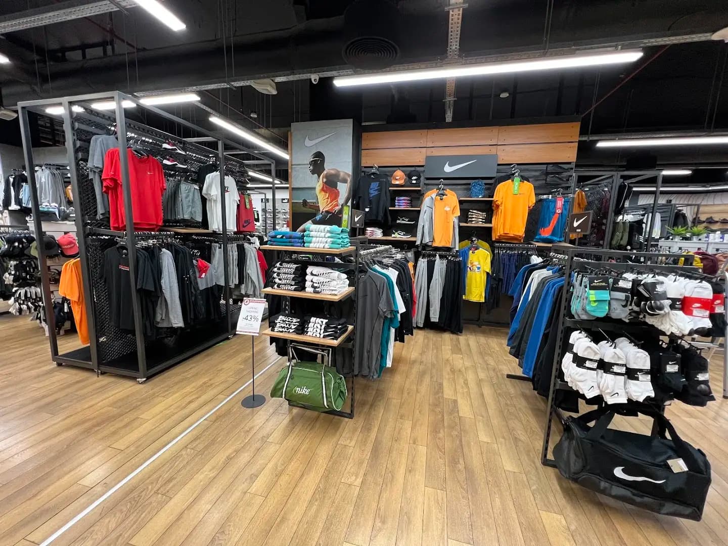SPORT DEPOT Пловдив Markovo Tepe Mall
