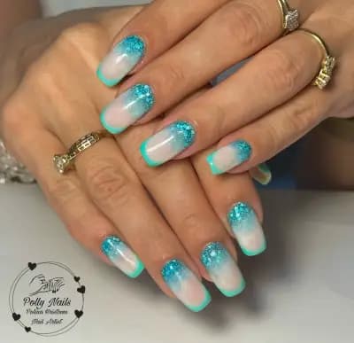 Polly Nails
