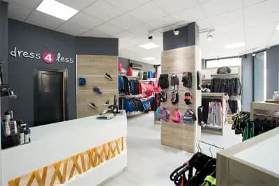 Dress4less Търговище