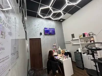 Салон за красота Top eyelashes