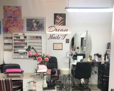 Маникюр Габрово "Dream Nails T"