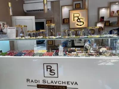 Radi Slavcheva CHOCOLATIER - Шоколадов бутик!