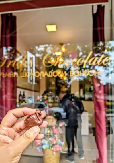 Irida Chocolate