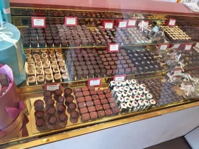 Irida Chocolate