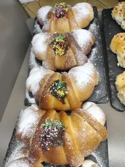 Пекарна Coco's bakery | Здравословен Хляб, Празнични Погачи и Питки, Кифли, Кроасани, Пици, Топли Закуски Бургас