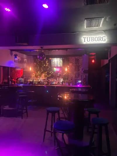 Buzz bar Nightlife