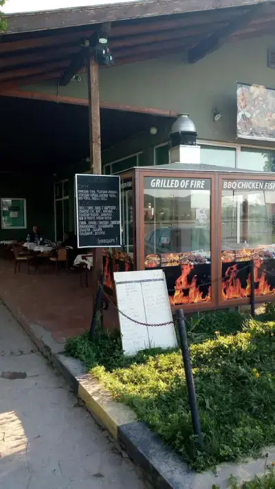 TIR PARKING MOTEL RESTORANT GRIL OASIS BG