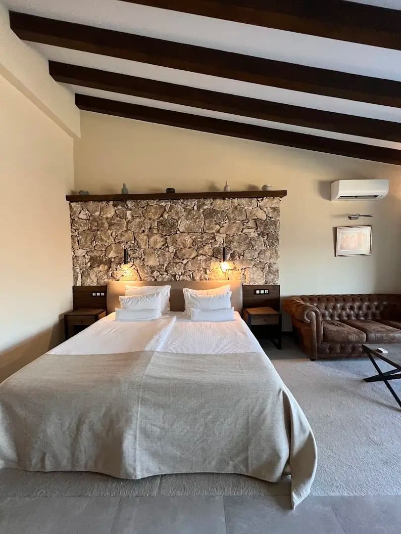 Zornitza Family Estate Relais & Chateaux