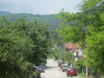 Стадион за тренировки, Етрополе