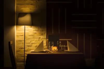 Restaurant Crypto Bar and Dinner