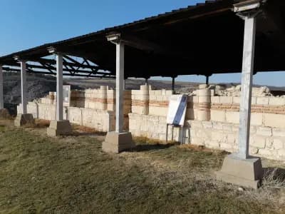 Крепост „Червен“