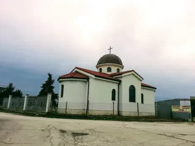 Гробищен парк Тополи