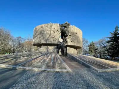 Пантеон „Вечен огън“