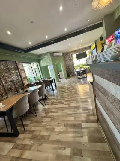 Verde restaurant