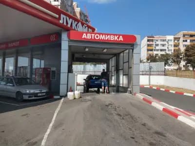 Автомивка на самообслужване