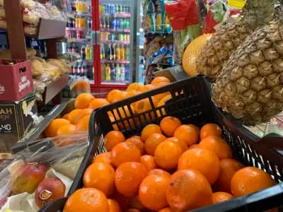 Магазин за хранителни стоки “Мианджи”