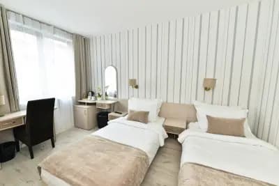 Best Western Art Plaza Hotel