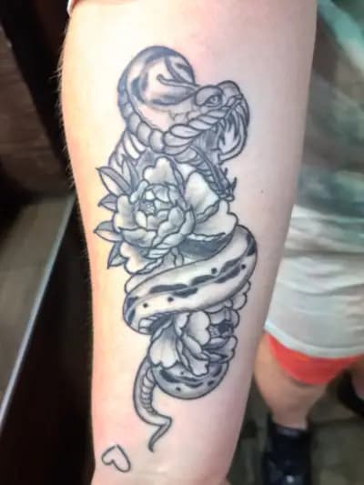 Bugpin tattoo