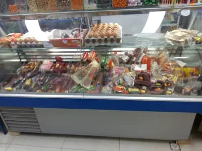 Mагазин за храни и строителни материали - село Владимировци