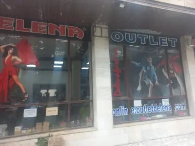 Outlet Delena