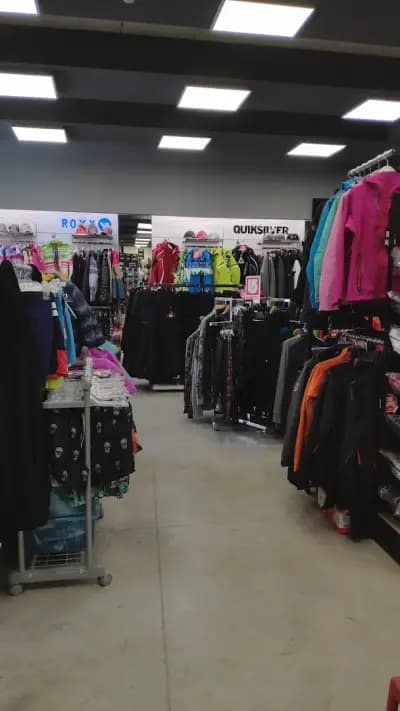 SNOW LIMIT-Shop-Ski School-Rent