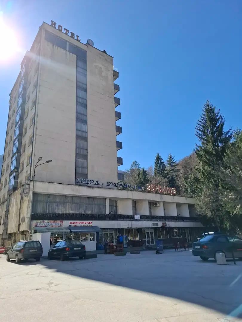 Хотел