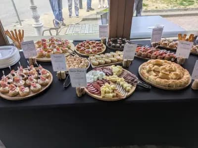 Angle coffee and wine bar & wineshop/ Ъгъл кафе, вино бар и магазин